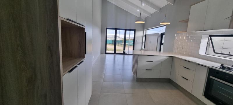 To Let 3 Bedroom Property for Rent in Paradise Coast Western Cape